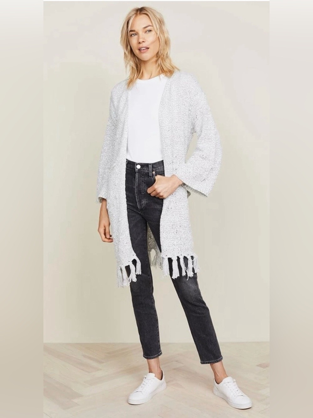 cupcakes & cashmere Light Gray Calypso Fringe Open-Front Knit Cardigan with Belt